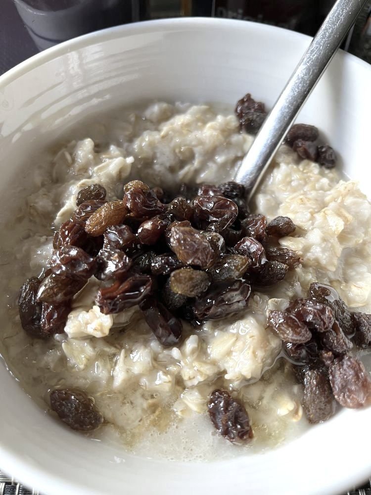 handful raisins over oatmeal
